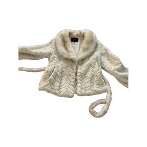 Love this! But wore it a few times already